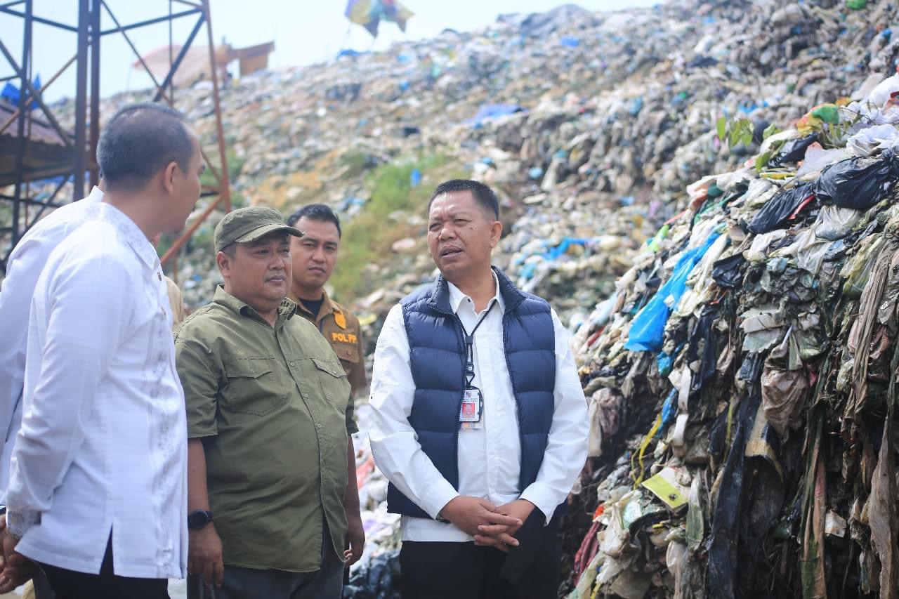 Memastikan Kesiapan Pengelolaan Sampah 2023, Pj Sekdako Tinjau TPA Muara Fajar