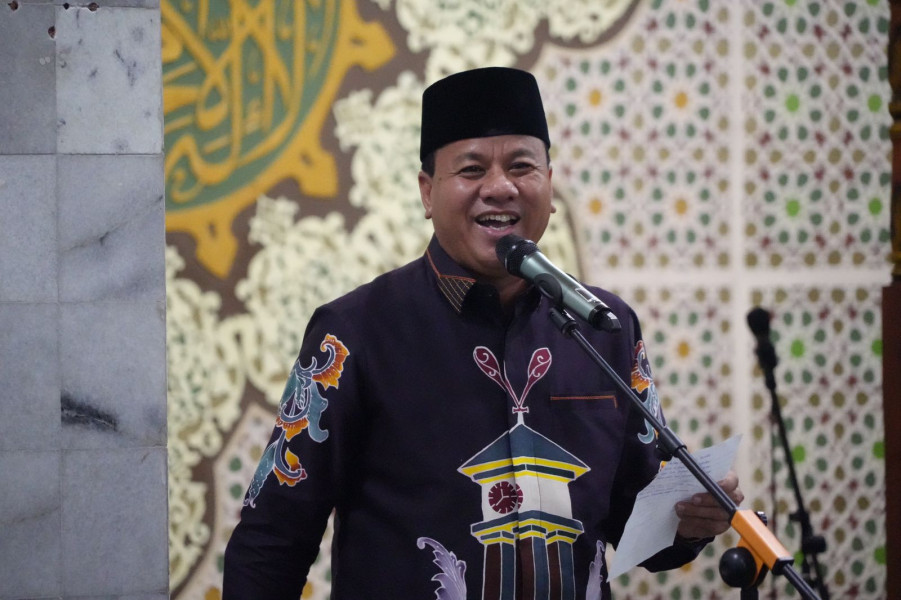 Safari Ramadhan di Singingi Hilir, Plt Bupati Suhardiman Amby Sebut Perbaikan Infrastruktur Merupakan Prioritas Pemkab Kuansing