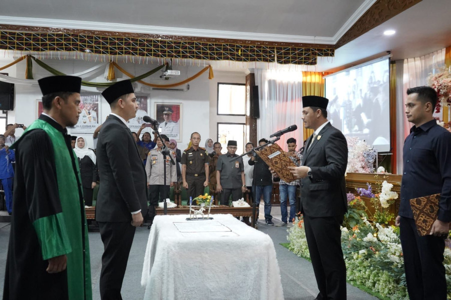 Gantikan Erdizal, Aldiko Putra Dilantik Jadi Anggota DPRD Kuansing