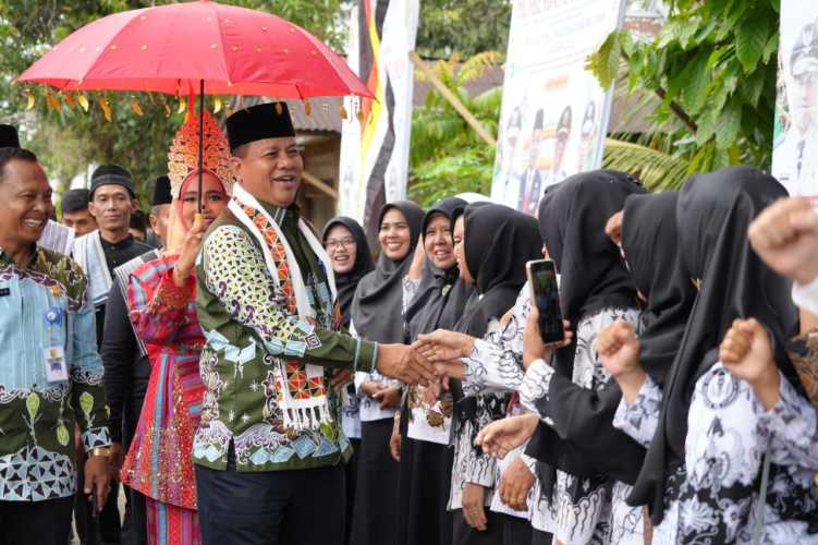 Musrenbang Gunung Toar, Ribuan Warga Antusias Sambut Kehadiran PLT Bupati Kuansing
