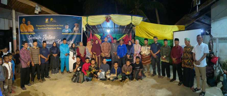 Bersama Rumah Sunting, Seniman Riau Meriahkan Helat Antau Semah Nagoghi di Desa Tanjung Beringin
