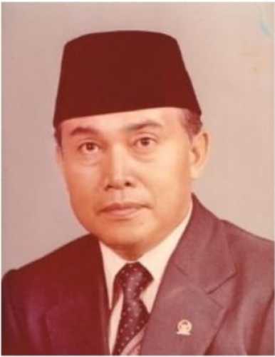 In Memoriam Prof. Dr.  Muchtar Lutfi  (1936-1993) : Professor Pertama di Riau Asal Kuantan Singingi