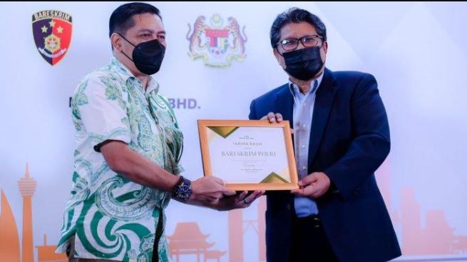 Sukses Menuntaskan Kasus Penggelapan Saham Milik Perusahaan Alam Bestini SDN BHD, Bareskrim Polri Terima Penghargaan dari Atase Keamanan Malaysia