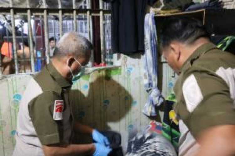 Razia Hunian Lapas Pekanbaru, Masih Ditemukan Barang Berbahaya