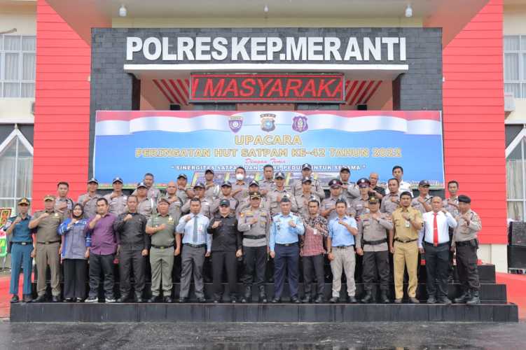 Polres Meranti Gelar Upacara Peringatan HUT Satpam ke-42