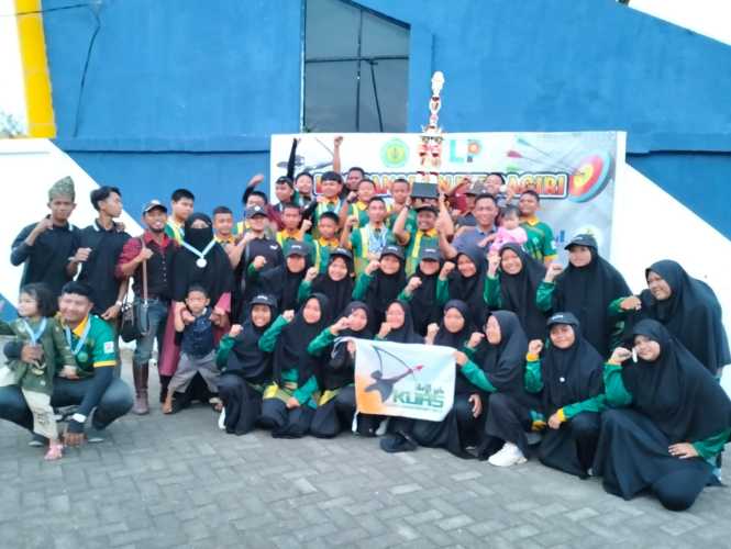 Pesantren Khairul Ummah Raih Juara Umum Liga Panahan Indragiri, Kyai Mursyid Ucapkan Alhamdulillah