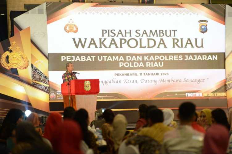 Gubernur Syamsuar Sampaikan Kesan dan Harapan pada Malam Pisah Sambut Wakapolda Riau