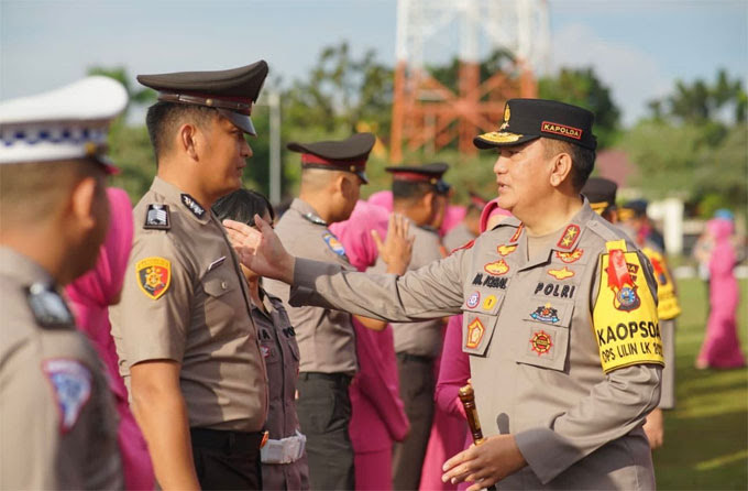 866 Personel Polda Riau Naik Pangkat, Kapolda Iqbal Pesan Harus Ada Peningkatan Tanggung Jawab dan Etos Kerja