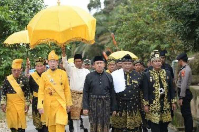 Demi Melestarikan Khazanah dan Nilai Budaya Adat Istiadat Daerah, Gubernur Riau Minta Pemkab Kampar Siapkan Senarai Baku Festival Gunung Sahilan