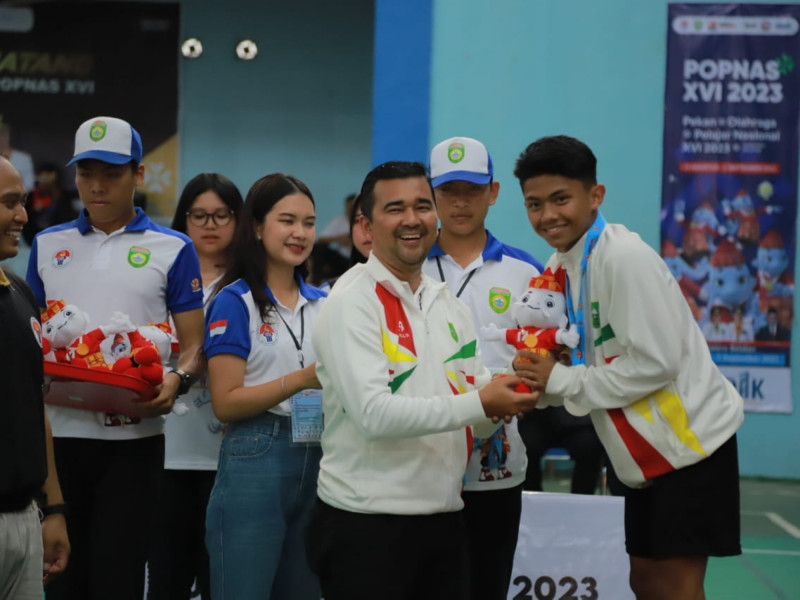 POPNAS XVI Palembang Resmi Berakhir, Kadispora Riau : Alhamdulilah Atlet Kita Sumbang 29 Medali, Riau Finish Peringkat 14